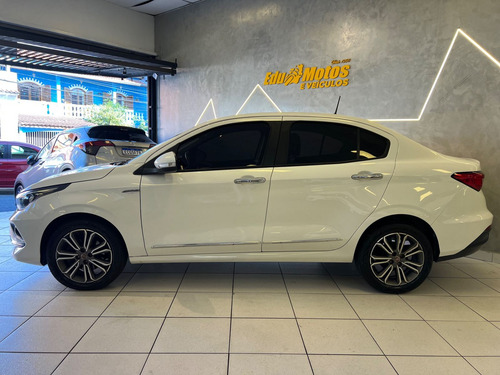 Fiat Cronos PRECISION 1.8 Flex Automático