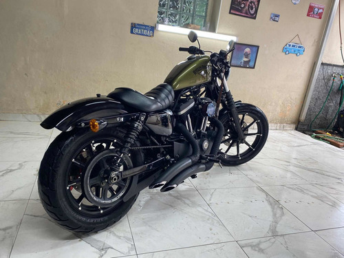 Imagem 1 de 10 de Harley Iron 883