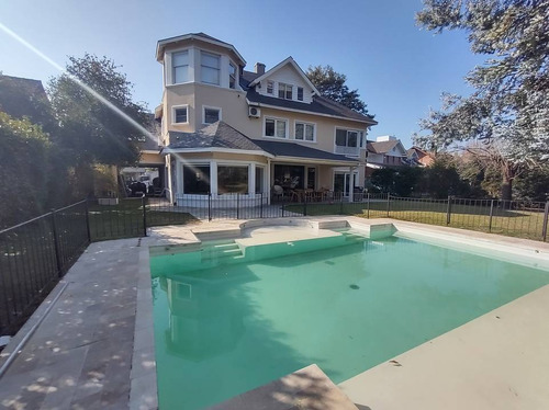 Imagen 2 de 30 de Espectacular Casa En Venta 9 Ambientes En Village Golf And Tennis Country Club, Pilar