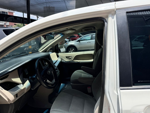 Toyota Sienna 3.5 Xle V6 At