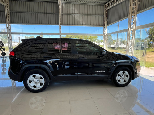Jeep Cherokee Sport 4x4 Awd 2.4 Año 2014 Excelente Estado