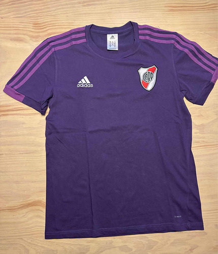 Remera adidas River Plate Violeta Talle M