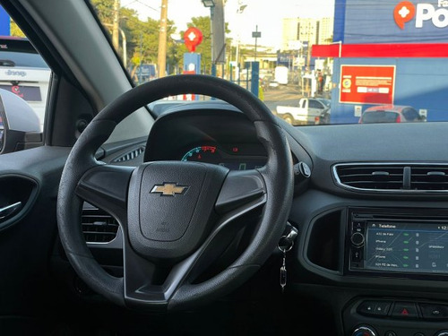 Chevrolet Onix Onix 1.4 MPFI LT 8V FLEX 4P MANUAL