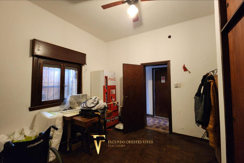 Ph En Venta -tres Ambientes - Patio - Ápto Crédito