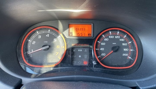 Renault Sandero Stepway 1.6 2012