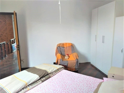 Casa Em Partenon Com 3 Dormitórios - Pj6086