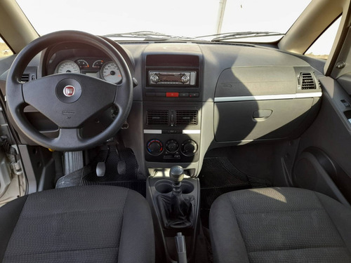 Imagem 4 de 5 de Fiat Idea 1.4 Mpi Elx 8v Flex 4p Manual