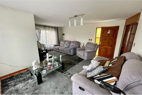Imagen 3 de 20 de Precio Rebajado!! Amplia Casa Con Piscina