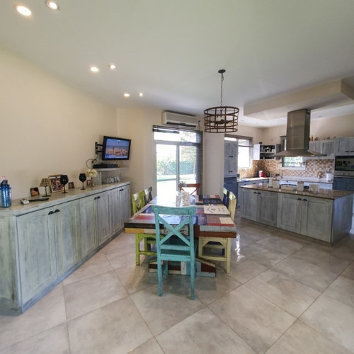 Imagen 12 de 14 de Chalet En Venta En Ituzaingo Norte