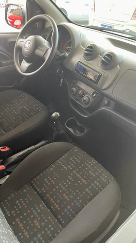 Imagem 8 de 14 de Fiat Fiorino Furgao Work Hard 1.4 Flex 2019/2020