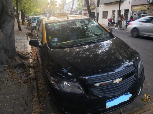 Imagen 3 de 3 de Chapa De Taxi Vieja