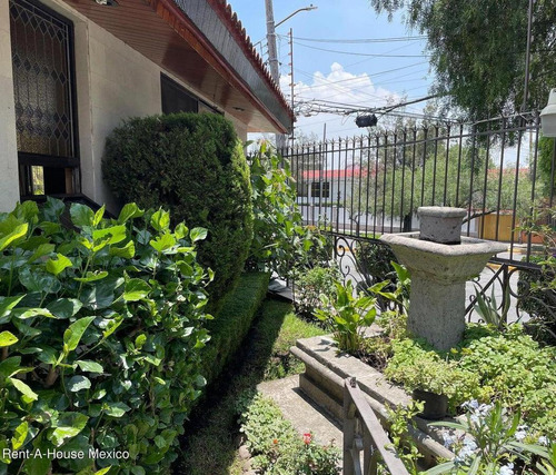 Casa En Venta En Ciudad Satelite Naucalpan De Juarez Gis 24-184