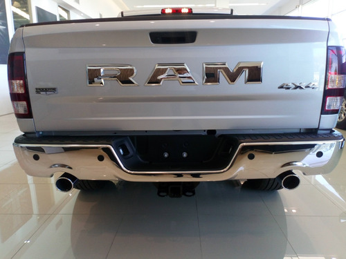 Ram 1500 Laramie 4x4 At6 5.7l Hemi V8 La Mas Equipada