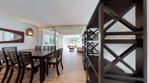 Casa En Venta Lugano 4 Dormitorios- Ref: 3634