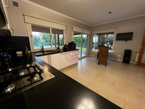 Casa En Venta En Villa Olivos, Garin, Escobar