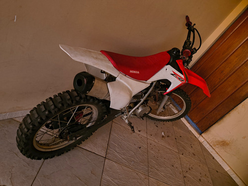Xr 200 De Trilha Com Os Plásticos Da Crf