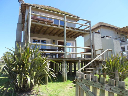 Villa Fausta - Cabaña 4 En Punta Del Diablo