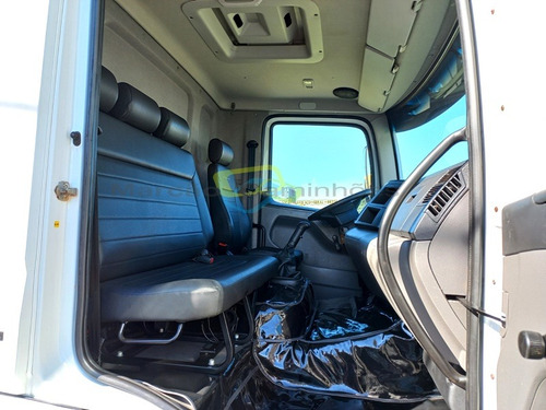 Caminhão Vw 17280 4x2 Constellation Ano 2021 Toco