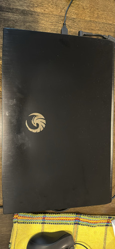 Msi Bravo 17 (Usado)