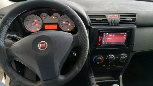 Fiat Stilo 1.8 8v Attractive Flex 5p