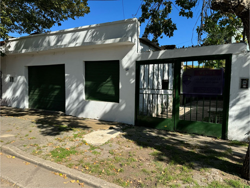 Venta Casa A Reciclar En Pilar Lote 400 Mts2