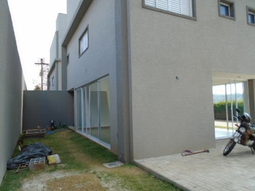 Imagem 4 de 14 de Casa Duplex Cond. Fechado / Região Av. Lucas Garcêz Ca-326