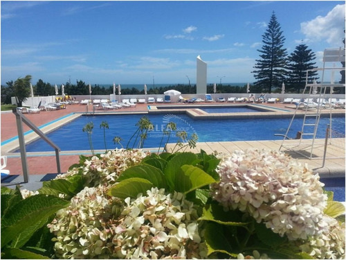 Imagen 19 de 21 de Departamento De 2 Dormitorios En Primera Linea De Playa Mansa
