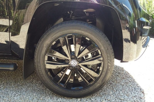 Volkswagen Amarok V6 Black Style (rc)