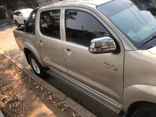 Imagen 8 de 15 de Toyota Hilux 2015 3.0 Cd Srv Cuero 4x4 5at - A4