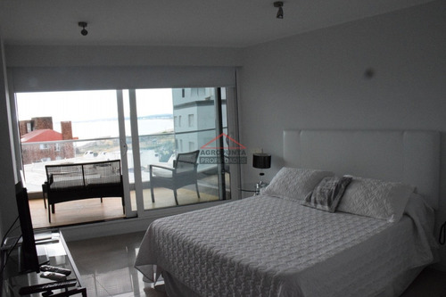 Apartamento En Mansa, 3 Dormitorios *- Ref: 2850