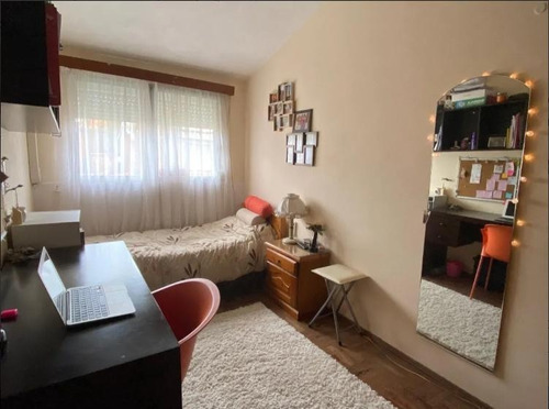 Venta De Apartamento 4 Dormitorios Y 2 Baños Con Cochera En Carrasco