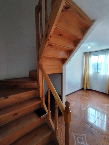 Venta Departamento De 2 Pisos En La Pintana