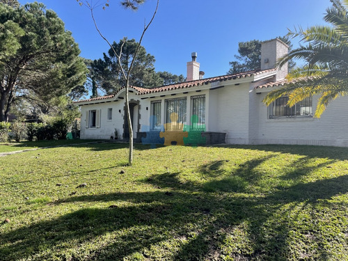 Excepcional Casa En Alquiler Temporal Zona  Country Punta Del Este  - Ref : Eqp5502