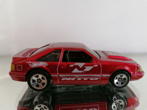 Ford Mustang 1992 Marca Hot Wheels 1:64 Aprox