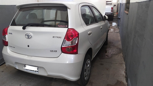 Imagen 6 de 19 de Toyota Etios Gnc