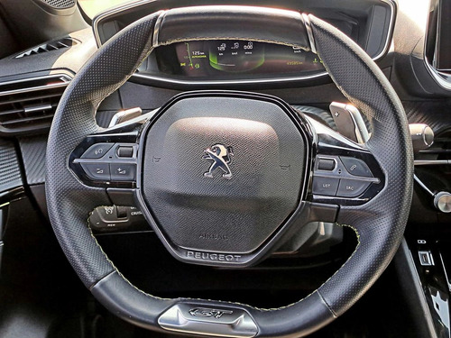 Peugeot 208 GT 1.2 AT
