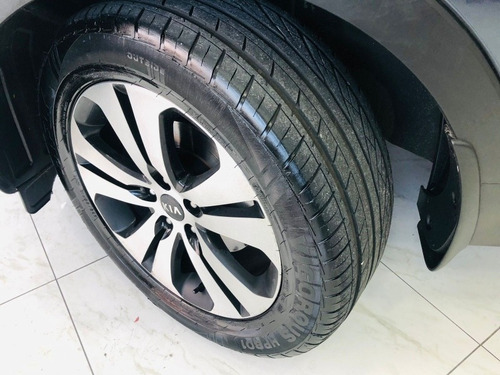 Imagem 9 de 13 de Kia Sportage 2012 2.0 Ex 4x2 Flex Aut. 5p