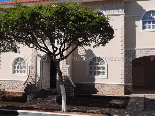 Townhouse En Venta En Milagro Norte Cb