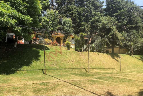 Terreno En Venta, A Pie De Carretara Fed. Mex-toluca, Cuajimalpa