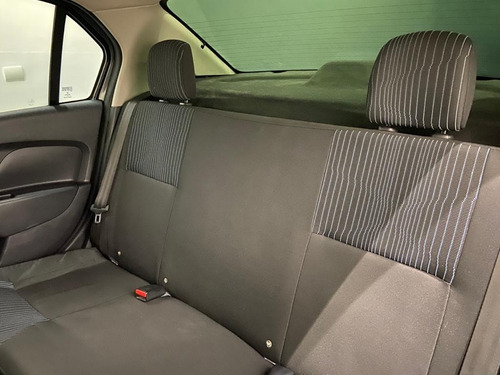 Imagem 14 de 14 de Renault Logan Authentique 1.0 2019 - 101.100km