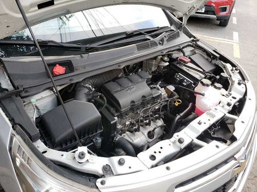 Imagem 13 de 14 de Chevrolet Cobalt 2015 1.8 Lt 4p