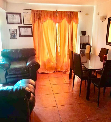Casa En Venta De 3 Dorm. En Pelluhue