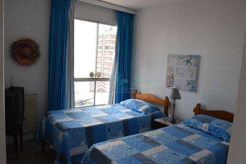 Departamento Piso Alto, Torre De Muy Buena Construcción - Ref: 240