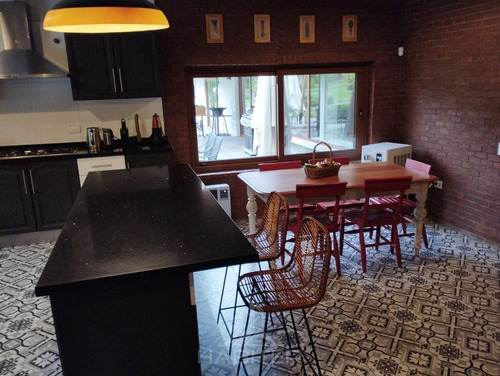 Buin Casona Estilo Chilena Condominio Hasparren