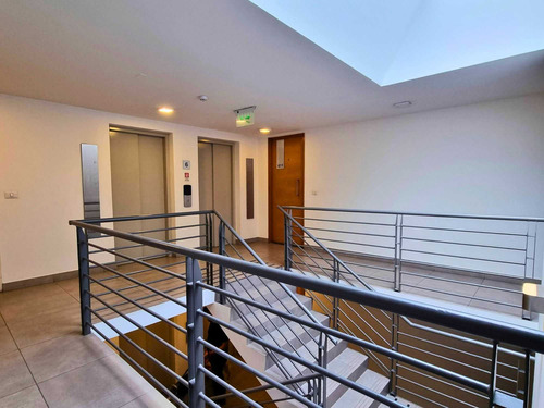 2 D / 2 B De 80 M2 , Vista Despejada (95792)