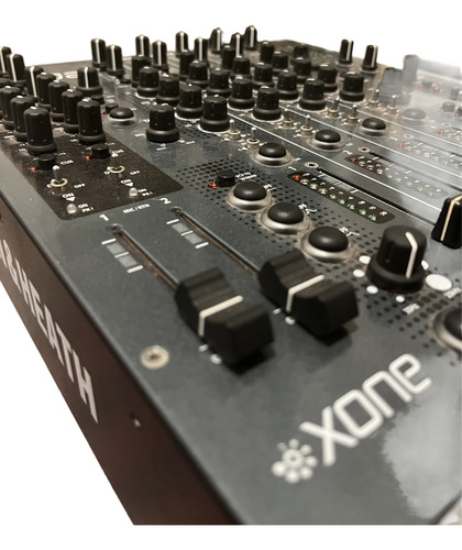 Mixer Allen & Heath - Xone:92 (Usado)