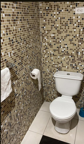 Imagen 7 de 7 de En Venta Fondo De Comercio Ferretería Y Materiales De Construcción O Alquiler Del Local Vacio, En Los Chaguaramos. Inf. Ma. Fda. Varela 0424-1045413