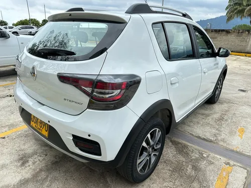 Renault Stepway 1.6 Intens