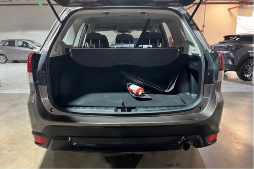 Subaru (in) 2.0 Dynamic Eyesight At 4x4 Hibrido 5p