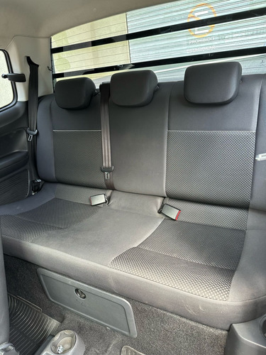 Volkswagen Saveiro 1.6 Gp Cd 101cv Pack High